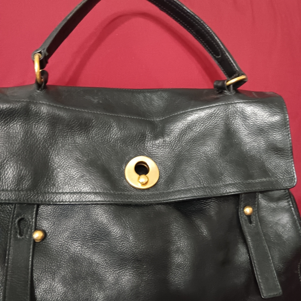 Designer Handbag - Picture 2 of 3
